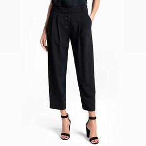A.L.C. Russel cropped button-fly crepe trousers. 🖤
